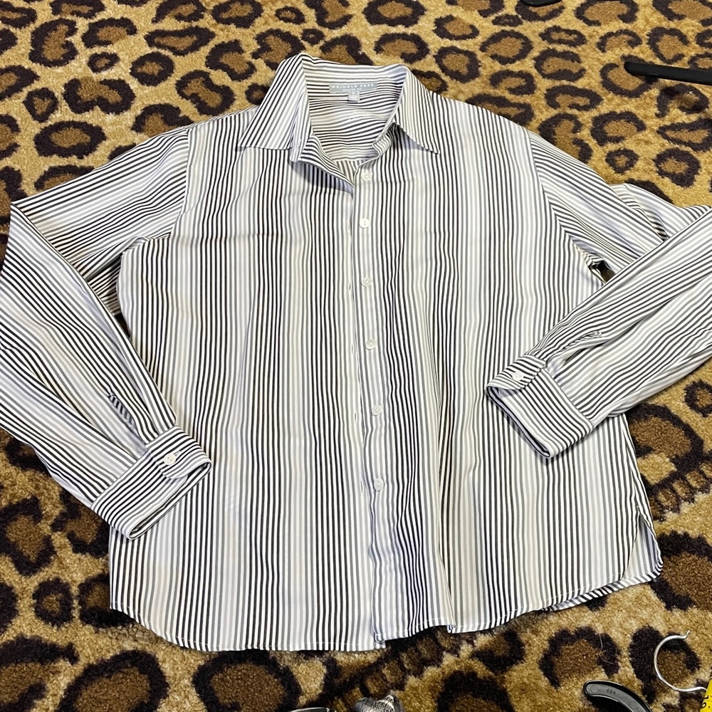 Foxcroft Black & White Striped Button-Up Shirt | Women’s MediumClassic Work Top